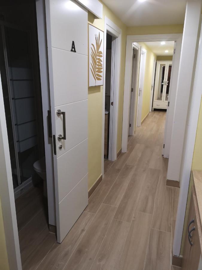 Hostal Mari En La Laguna, Alquiler Habitacion Privada En Hostal, 6 Habitaciones Cerca De La Universidad Y Aeropuerto Norte, 3 Banos Compartidos Сан-Кристобаль-де-Ла-Лагуна Экстерьер фото